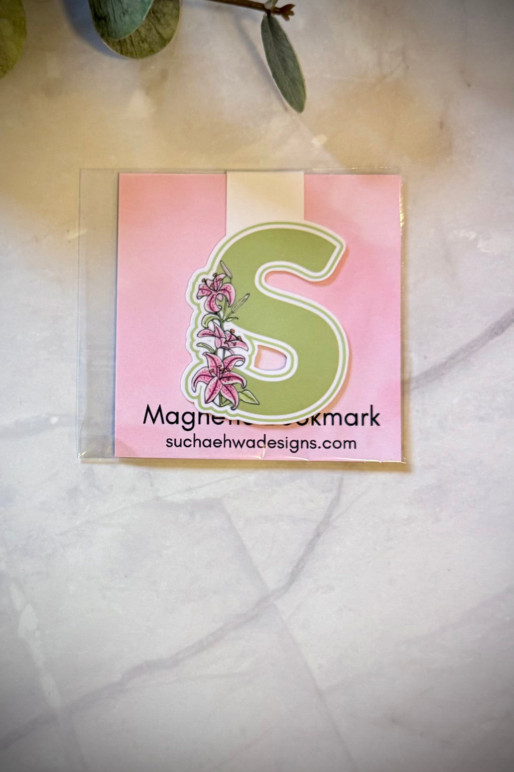 "S" Magnetic Bookmark