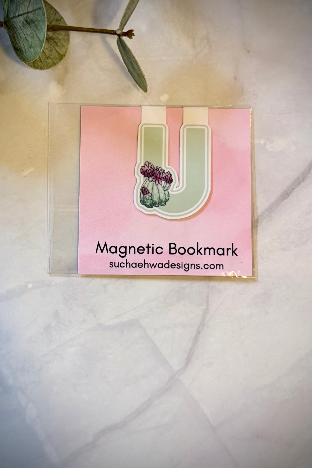 "U" Magnetic Bookmark