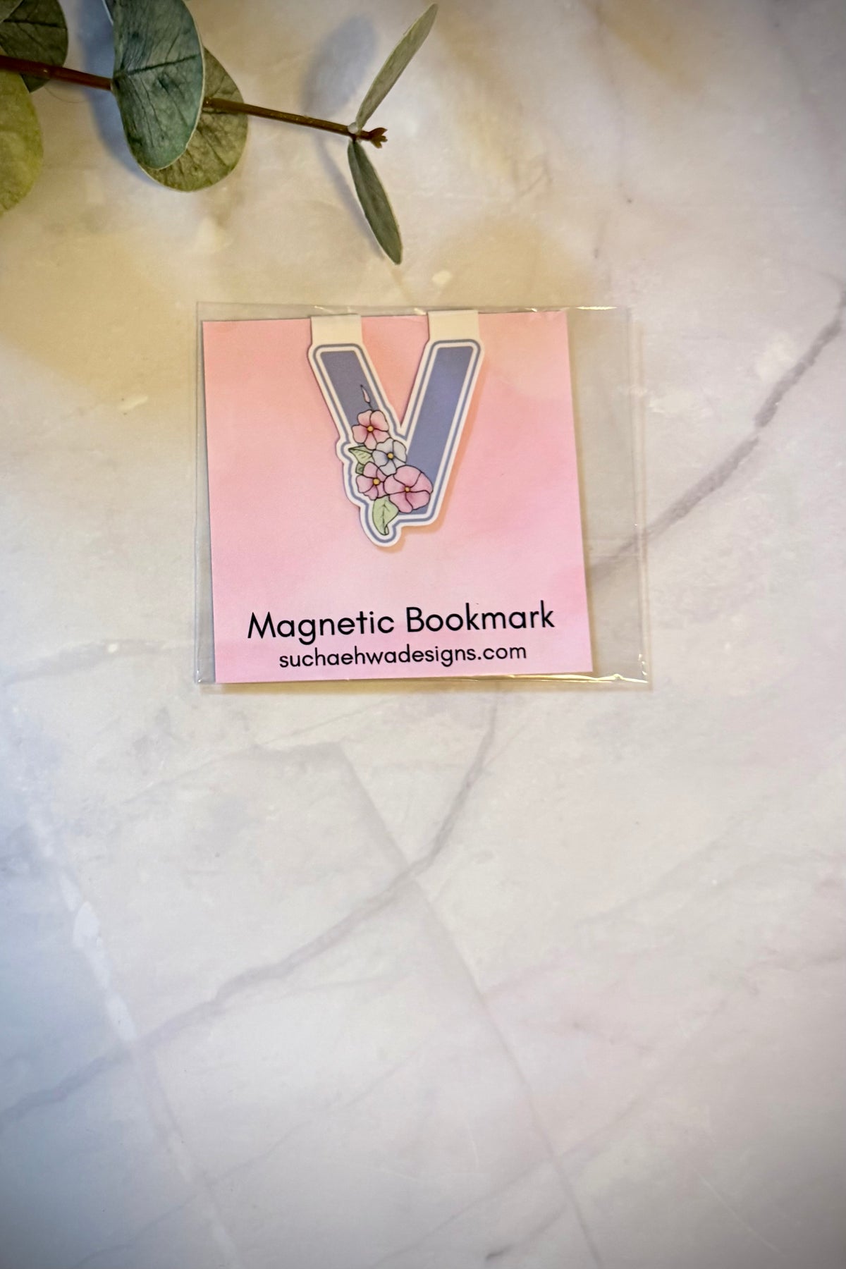 "V" Magnetic Bookmark