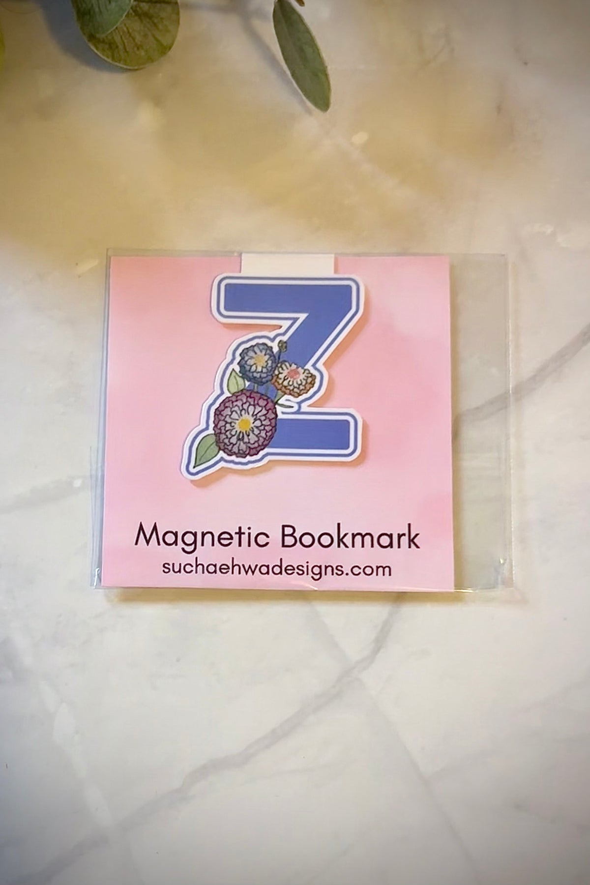 "Z" Magnetic Bookmark